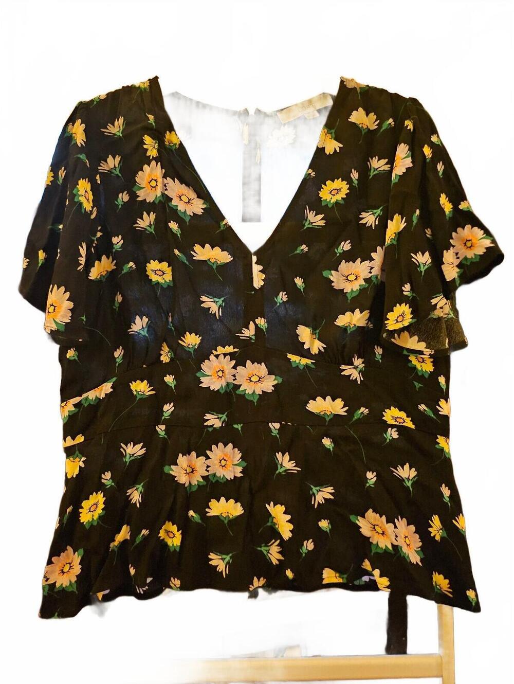 LOFT Black Peplum Style Floral Short Sleeve Blouse with Back Zipper -Size 10 EUC